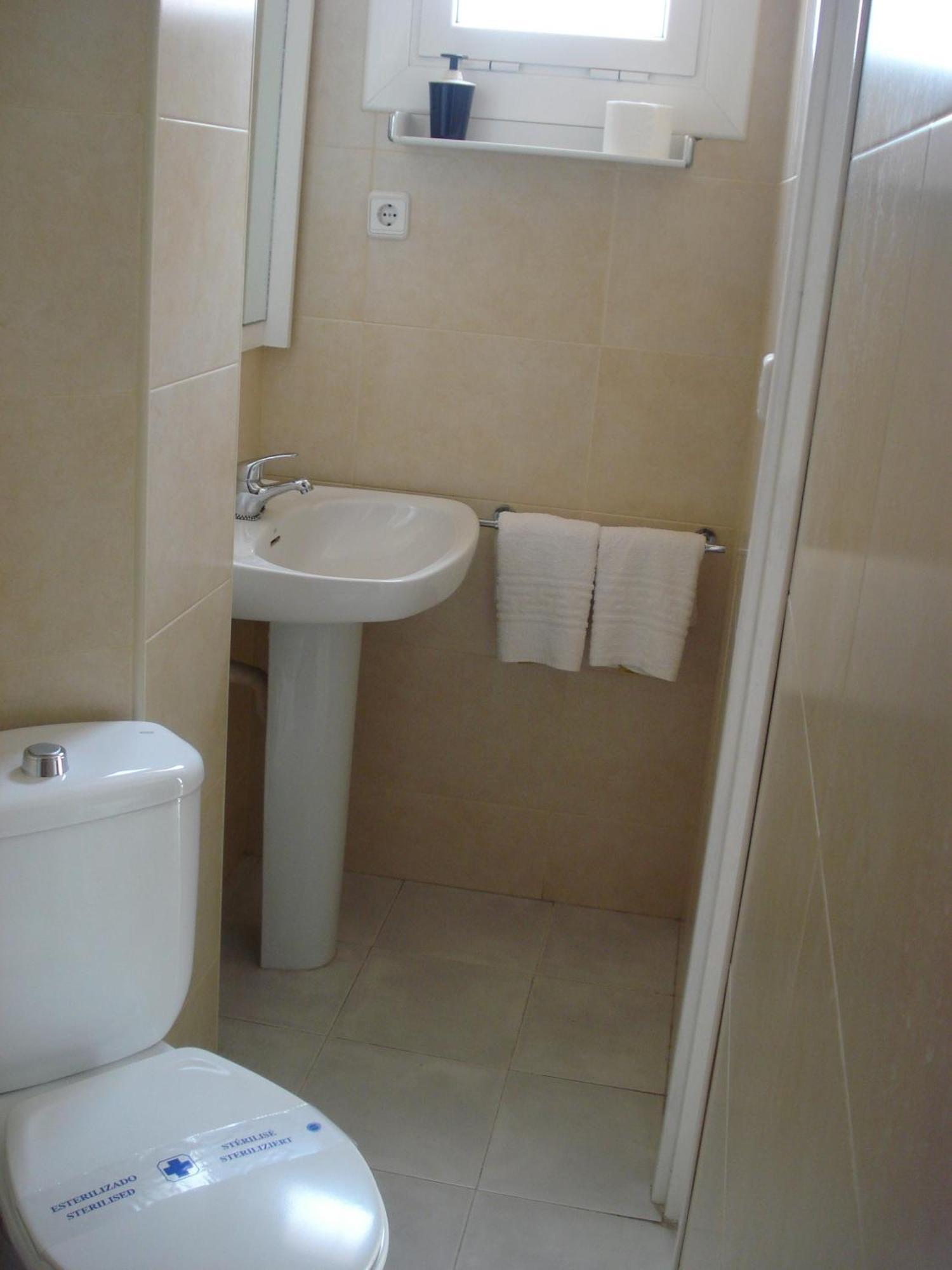 Hostal Margarita Pineda de Mar Szoba fotó