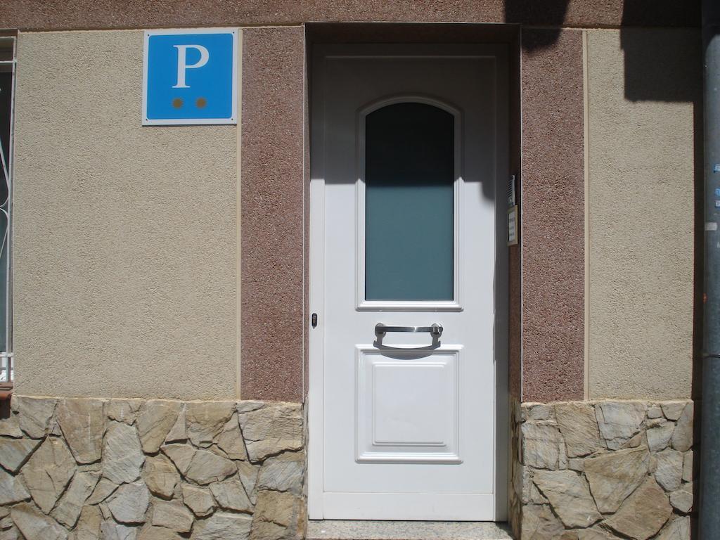 Hostal Margarita Pineda de Mar Kültér fotó